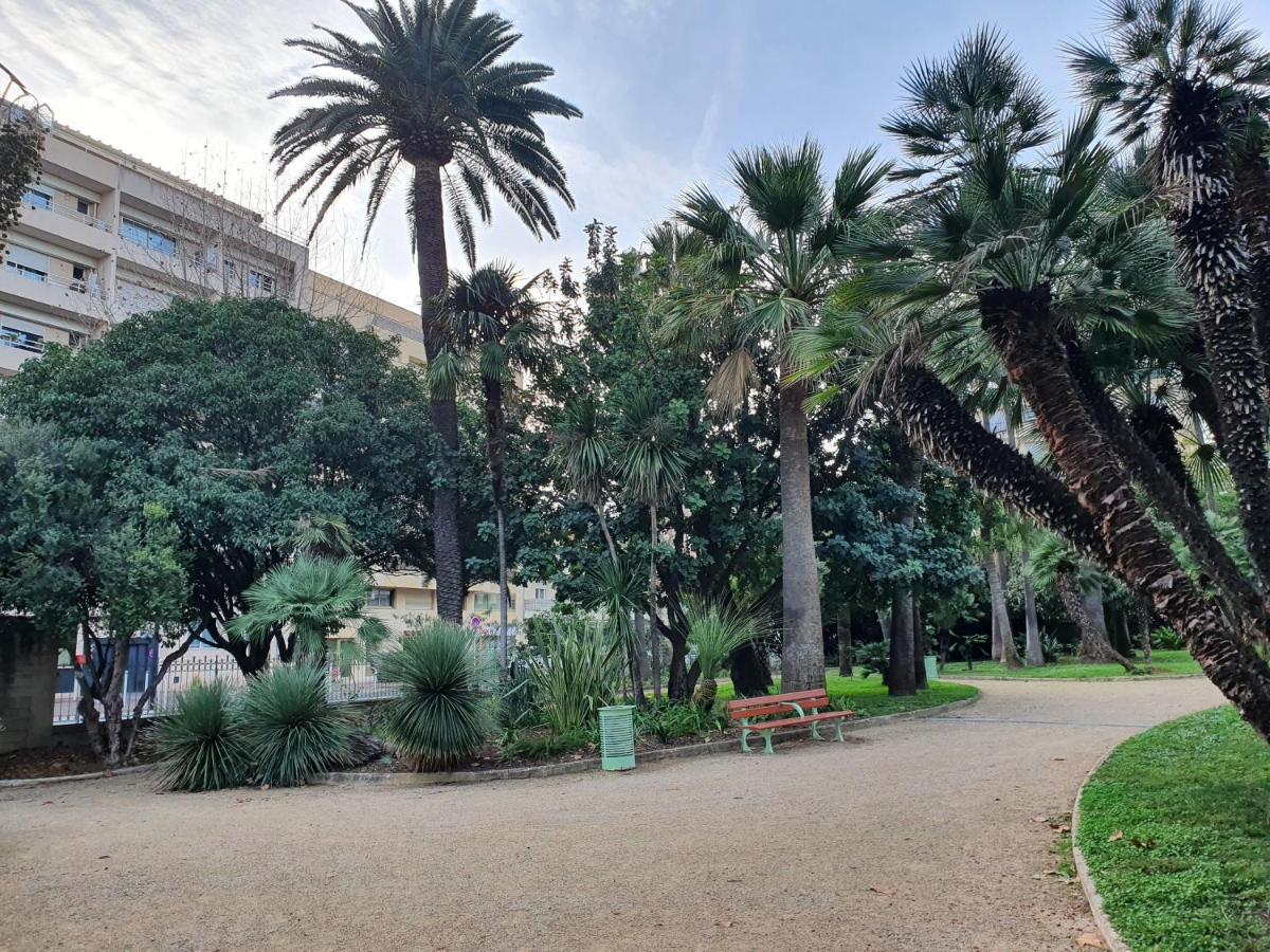 Appartement 2 Pieces Meubles A Juan Les Pins Antibes Bagian luar foto