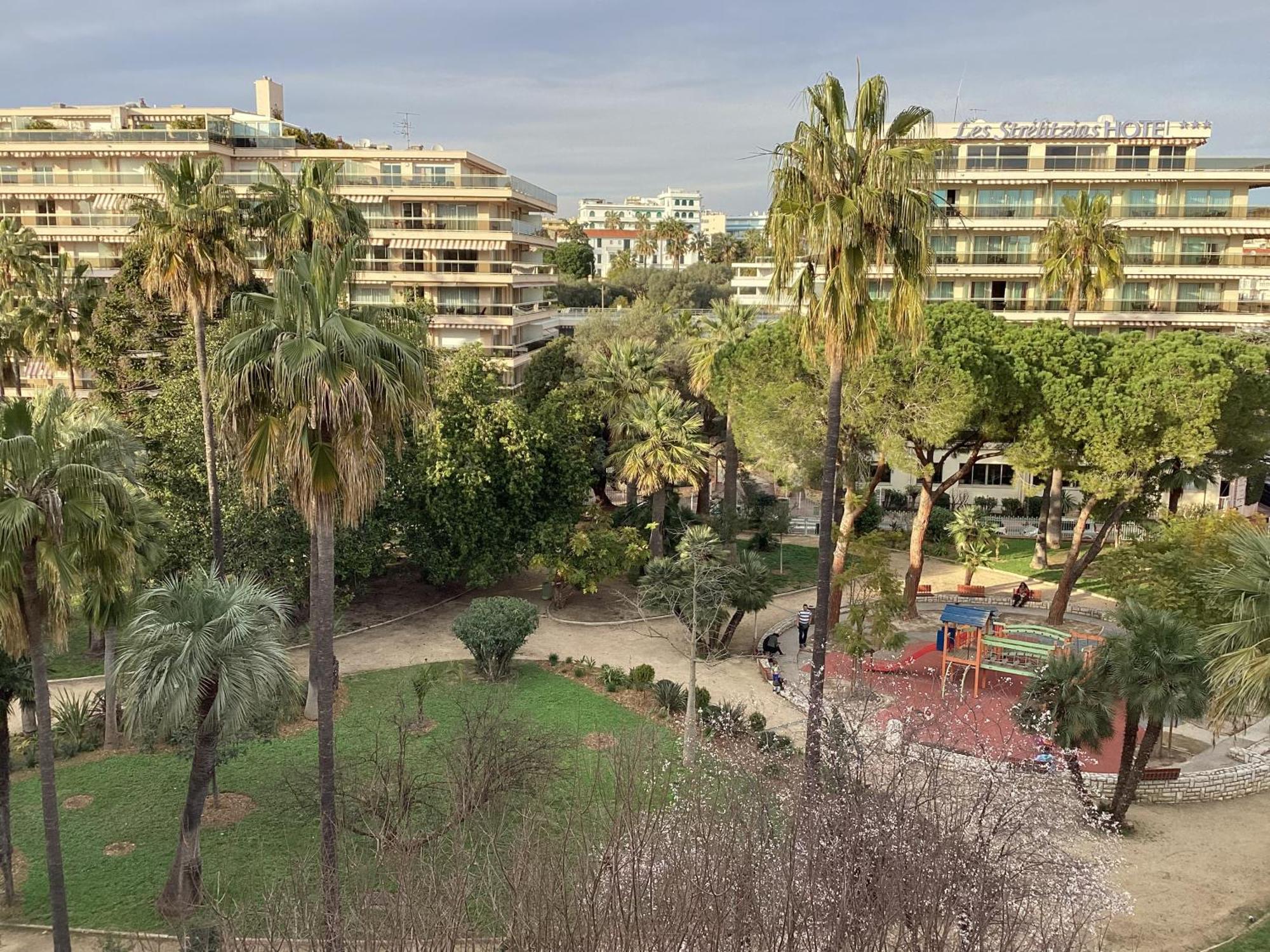 Appartement 2 Pieces Meubles A Juan Les Pins Antibes Bagian luar foto